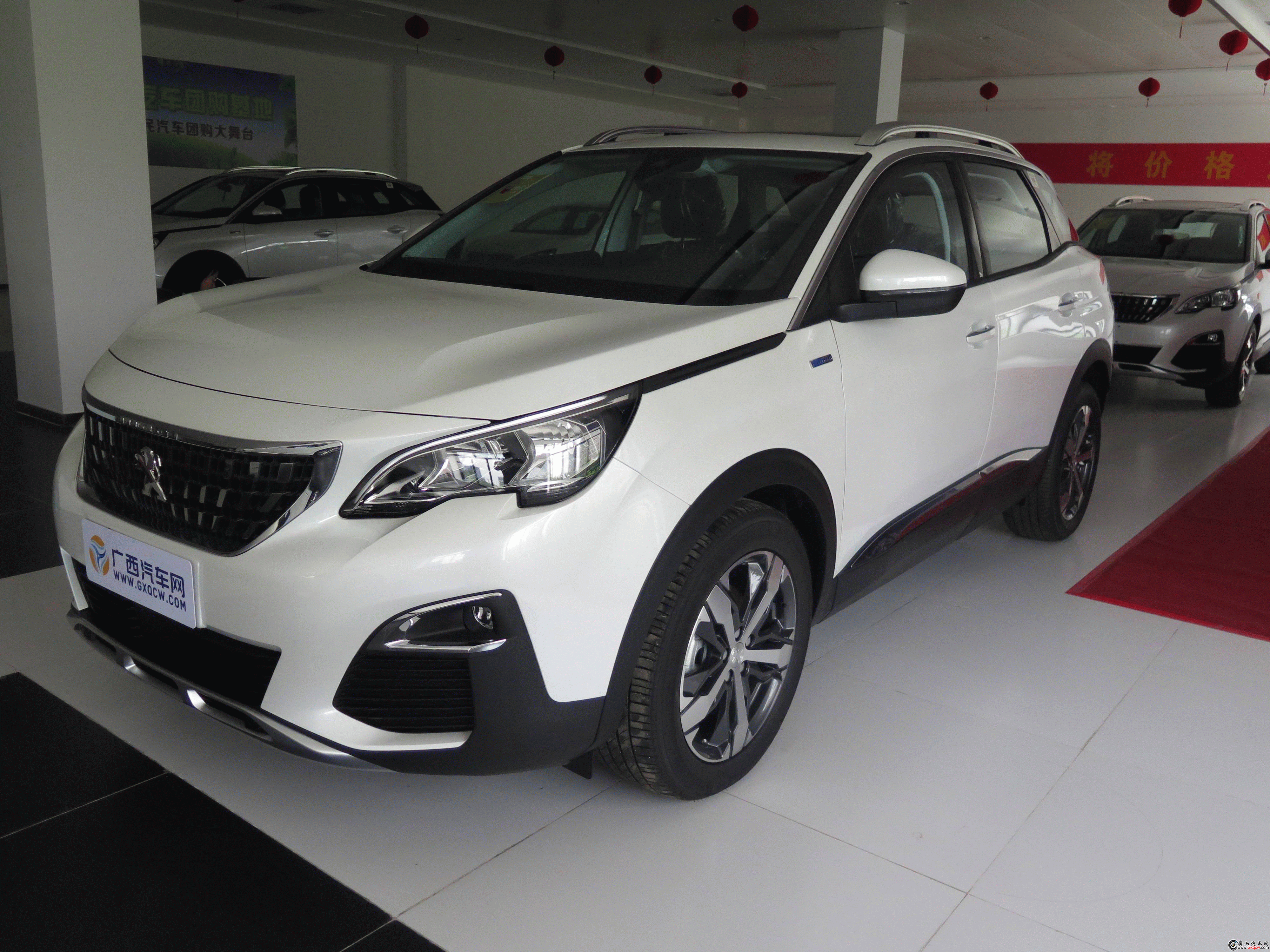 標(biāo)致4008車型 外觀圖